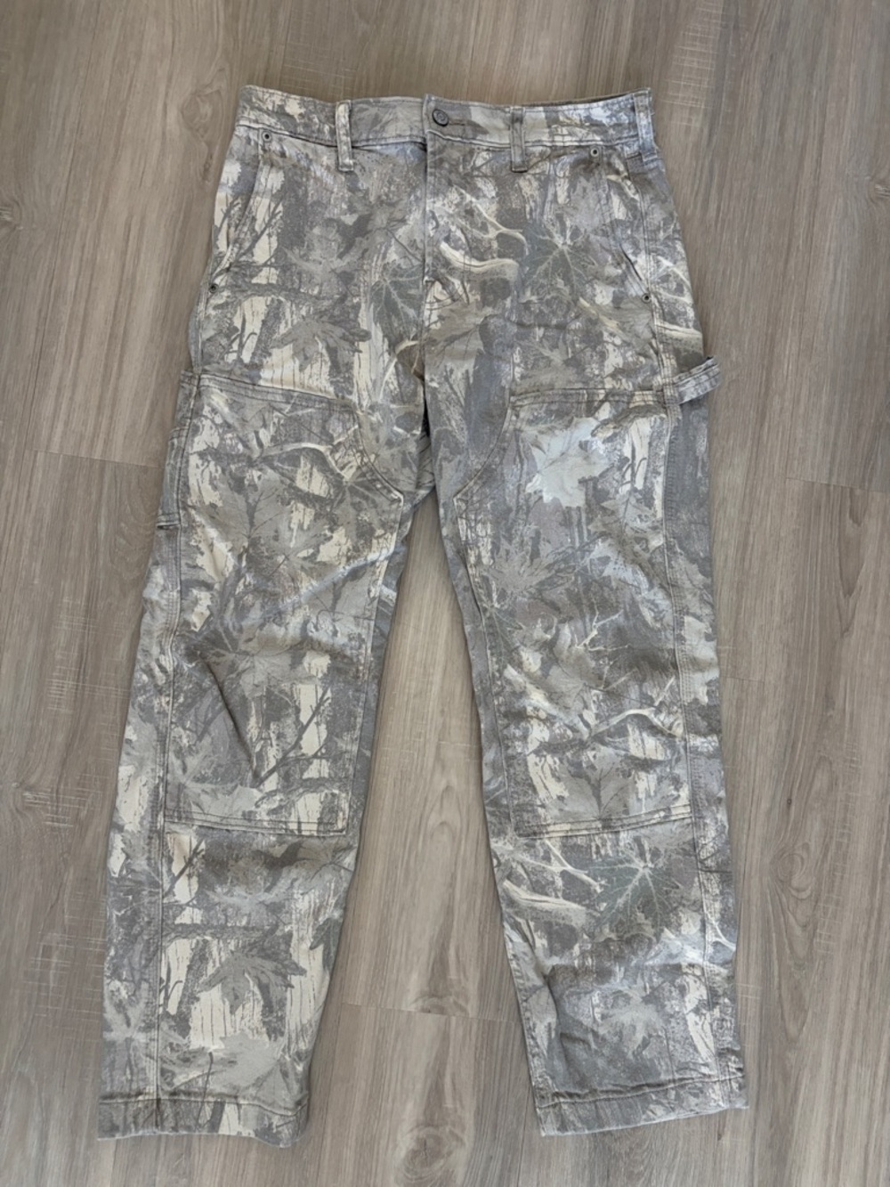 Hollister Gray Camouflage Cargo Pants